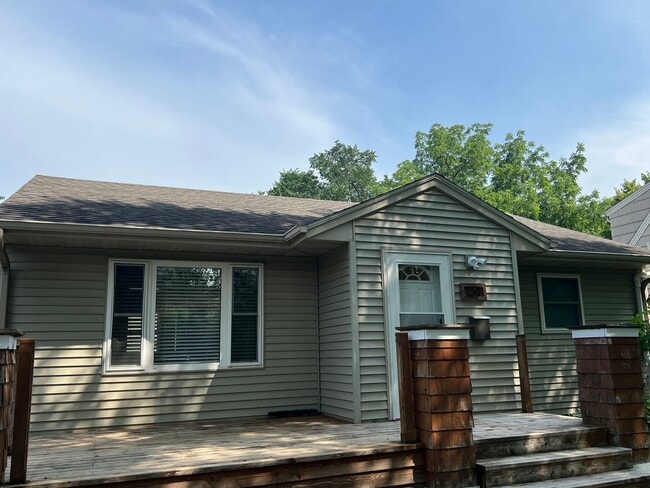 Building Photo - Lovely North Fargo Home
