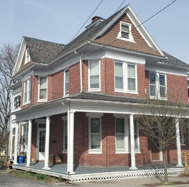 Primary Photo - 24 N Main St
