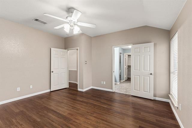 Building Photo - 8832 Stirrup Way