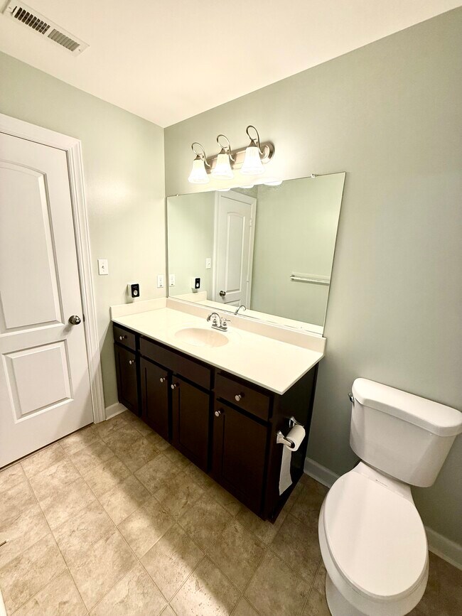 Building Photo - 2857 Cross Landing Dr