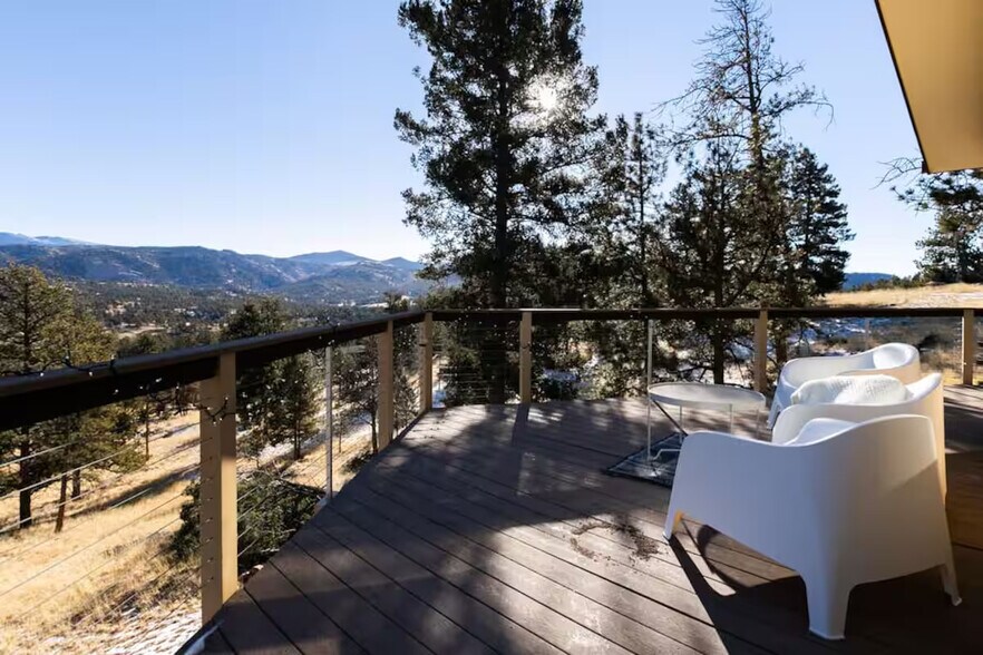 Building Photo - 280 Highland Meadows Dr