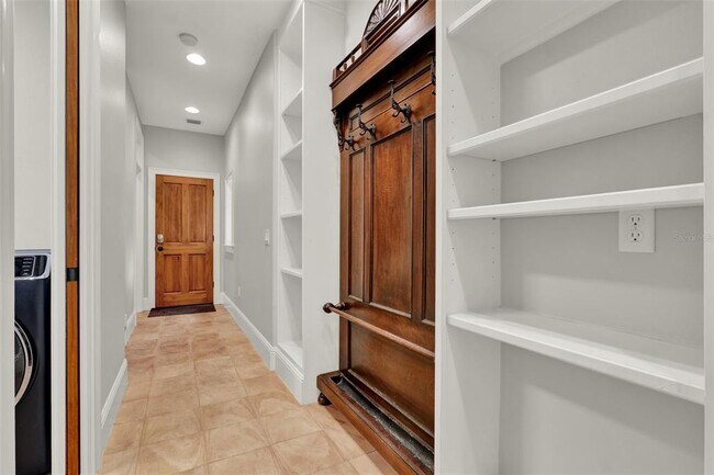 Building Photo - 24044 Integrity Way