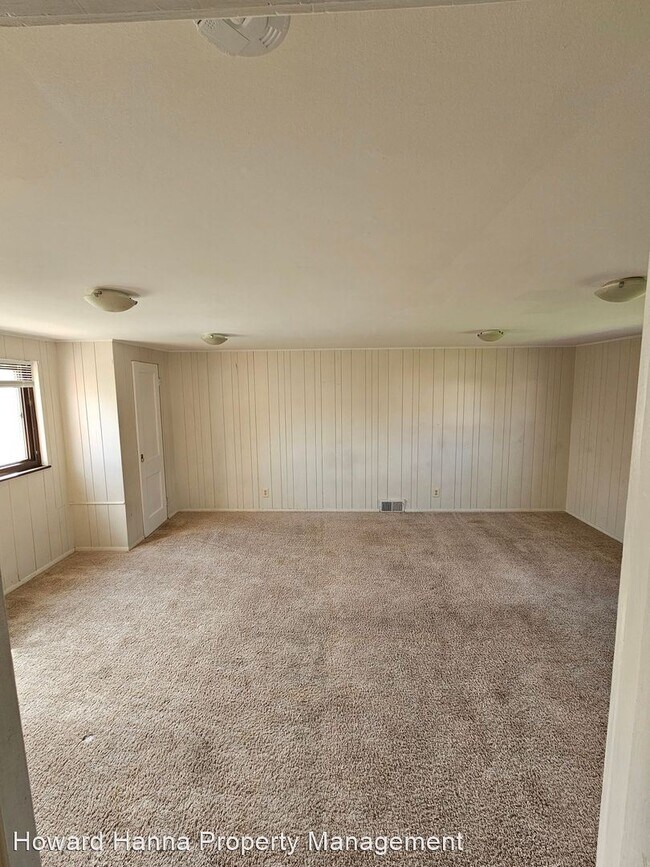 Building Photo - 4 br, 1 bath House - 21271 Priday St