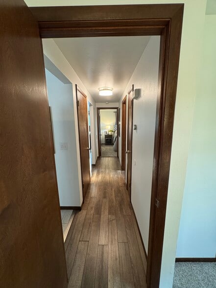 Building Photo - 2955 Jauquet Dr