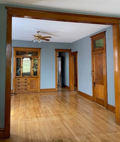 Dining room - 10422 S Avenue L