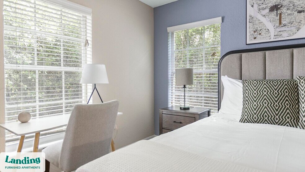 Building Photo - 3695 Island Club Dr