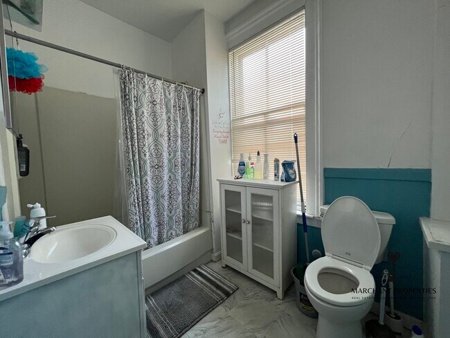 Building Photo - 95 Upland Rd