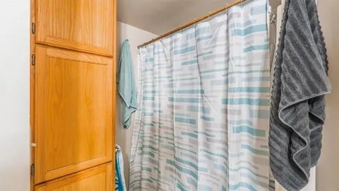 Building Photo - 529 2nd St SE