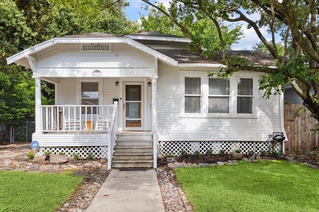 Primary Photo - 117 Northwood St
