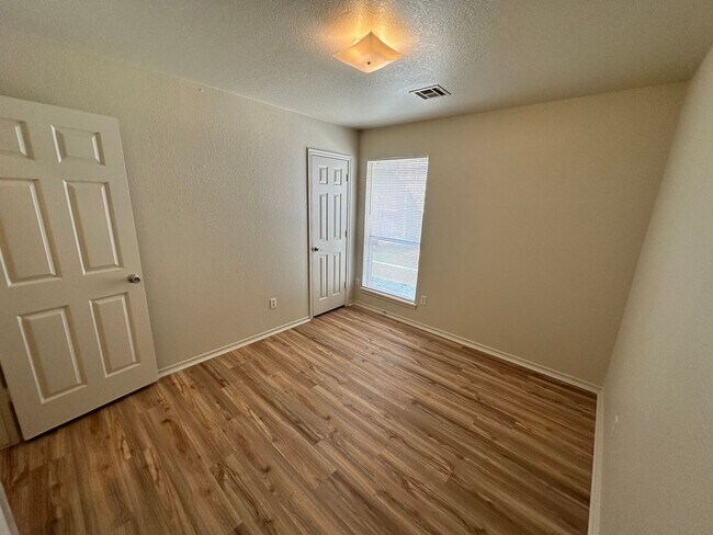 Building Photo - 3201 Conestoga Dr