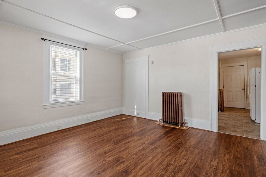 Building Photo - 36 Centre, 1