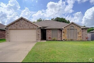 Building Photo - 2205 Turtle Cove Dr