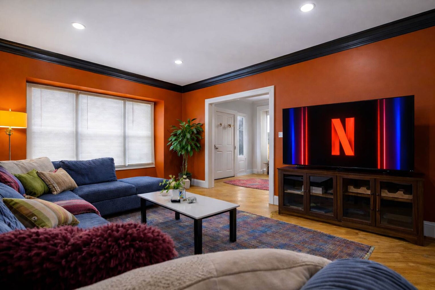 Building Photo - 2010 Chesterland Ave