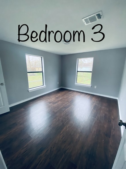 Building Photo - 218 3 Rd St