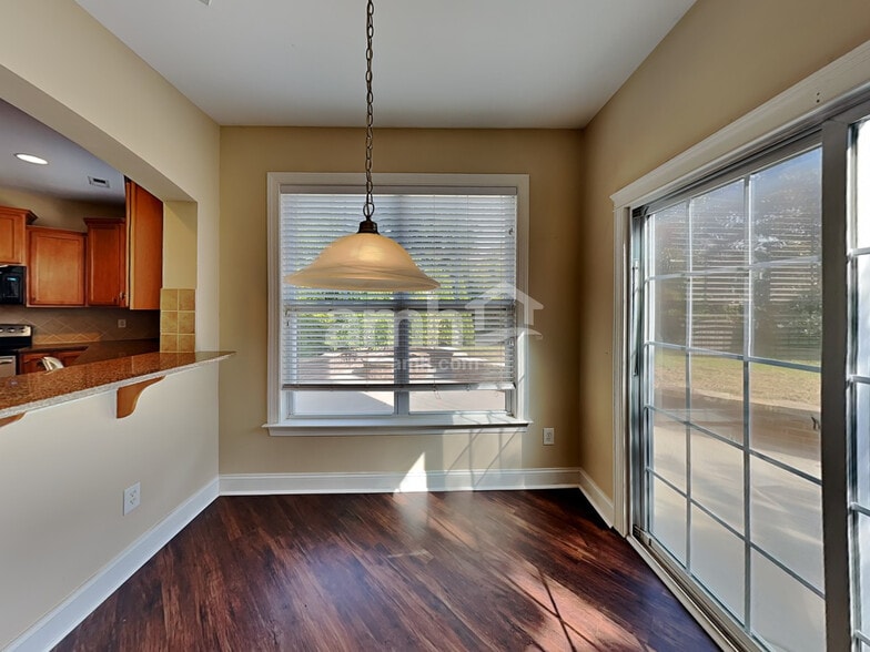 Building Photo - 8512 Dargan Ln