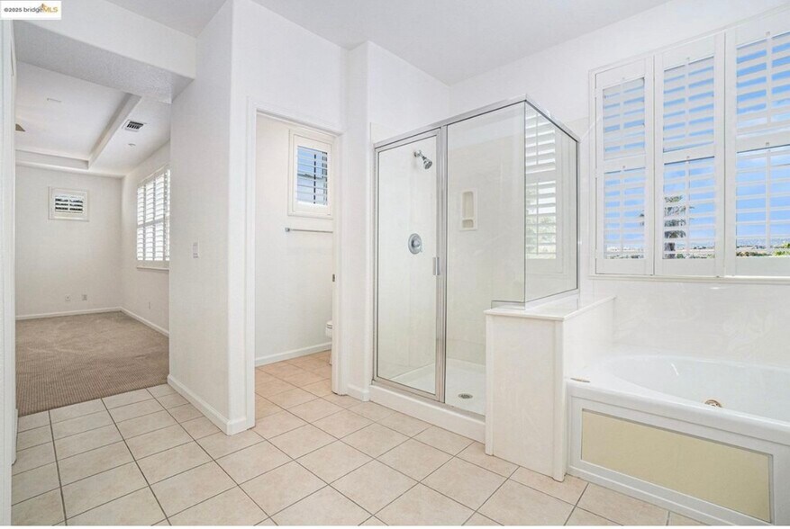 Building Photo - 722 Bentley Ct