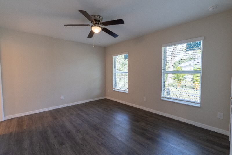 Building Photo - 2013 Fraser St