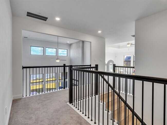 Building Photo - 913 Goose Creek St