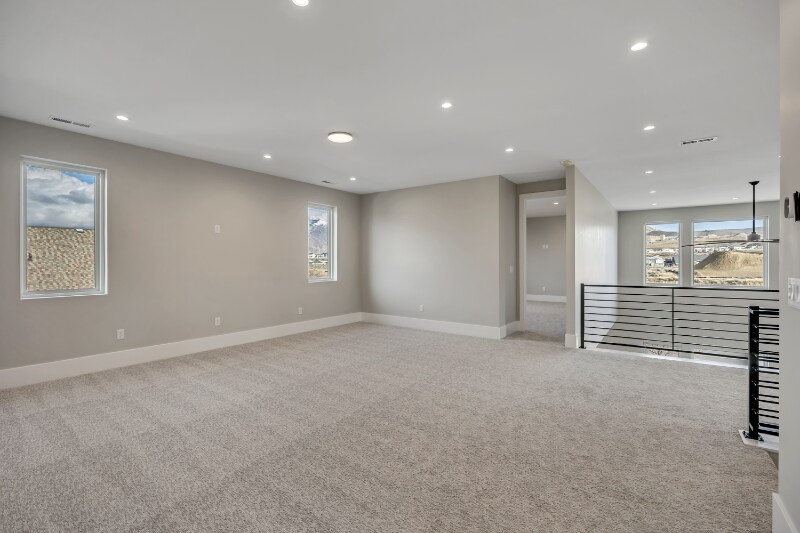 Building Photo - 1452 Meadow Glen Dr