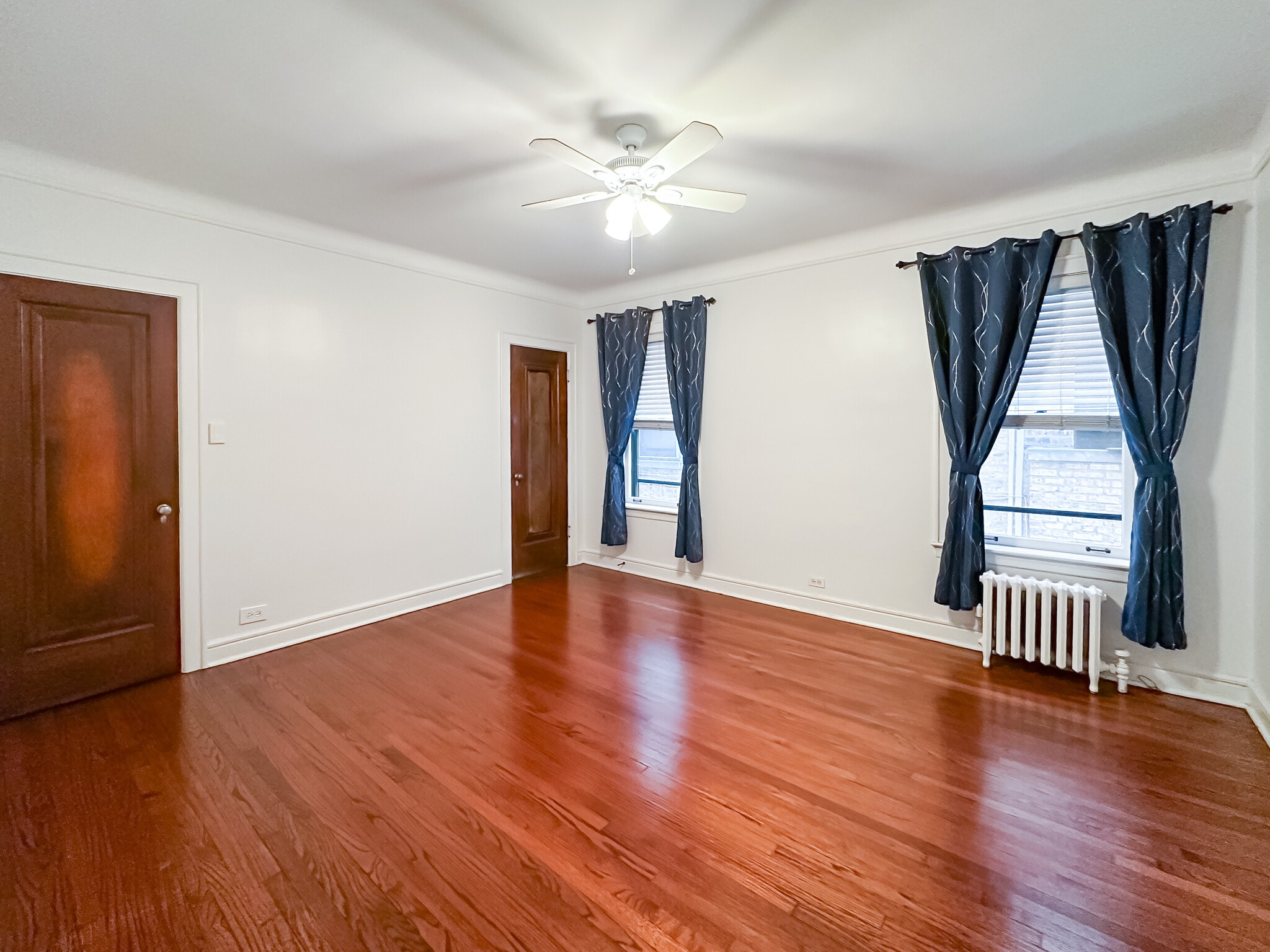 Building Photo - 815A Forest Ave