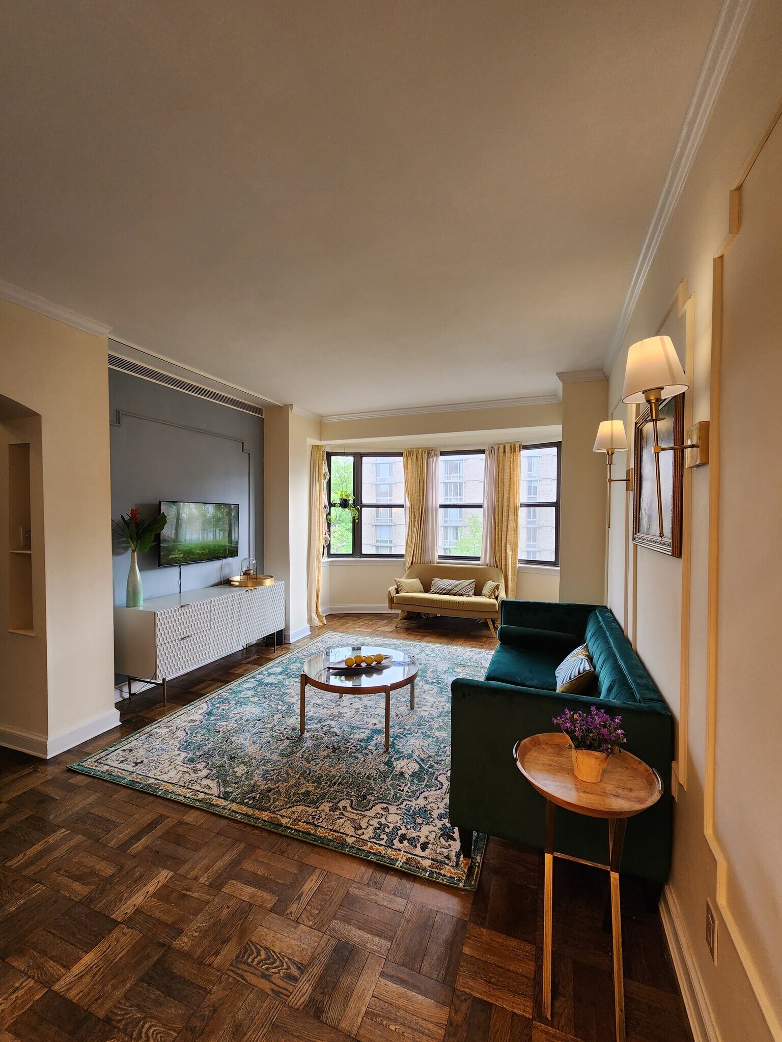 More Living Room - 2515 K St NW