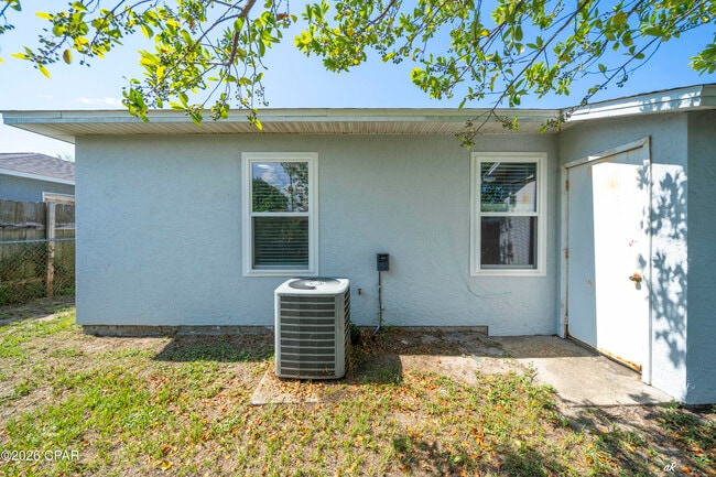 Building Photo - 3712 Burnham Way