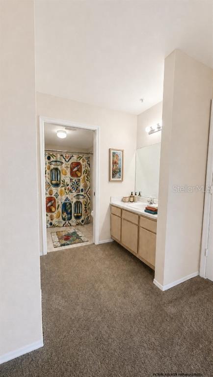 Building Photo - 13815 Fairway Island Dr