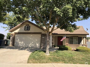 Building Photo - Upcoming North Merced Jewel!