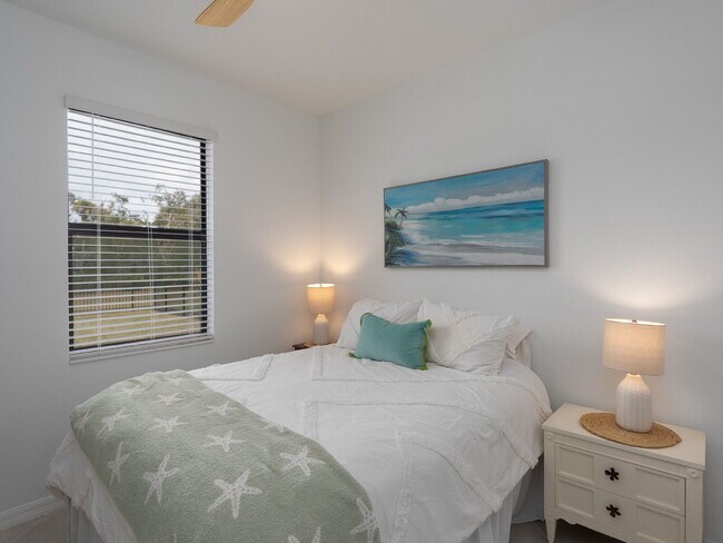 Building Photo - 3 Bedrooms | 2 Bathrooms | 2-Car Garage | Biscayne Landing – Gated Community