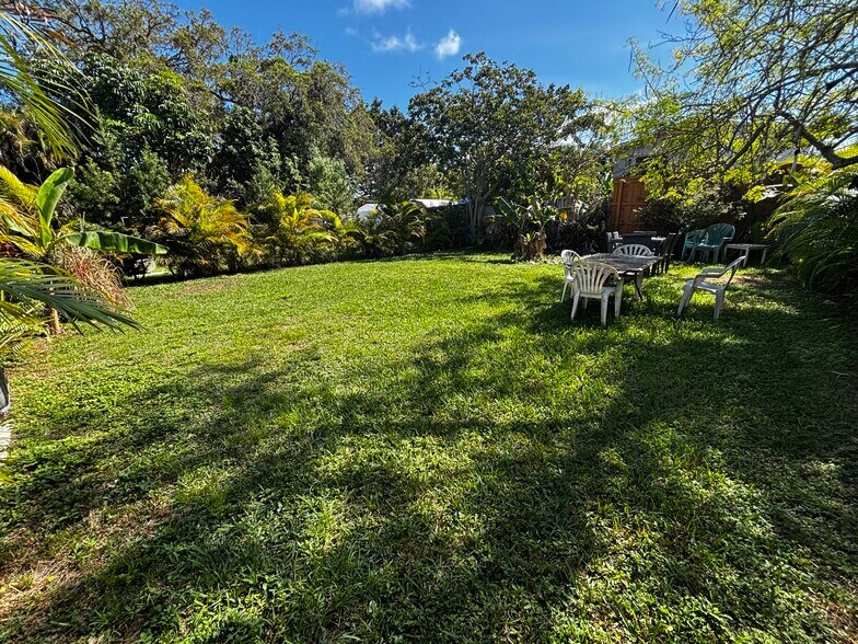 Primary Photo - 2982 SW 25th St