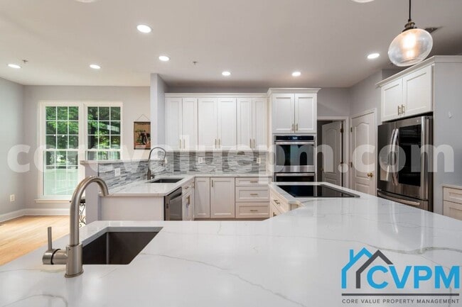 Building Photo - 2606 Box Tree Dr
