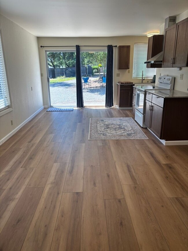 Building Photo - Large Renovated Studio on Large Lot
