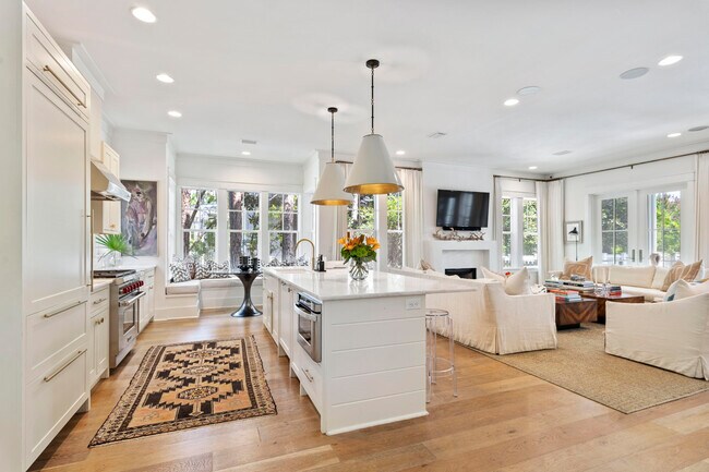 Building Photo - 400 Cannonball Lane