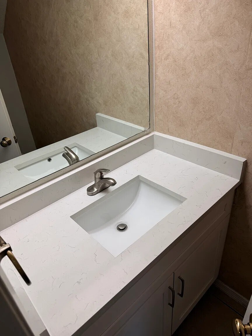 Building Photo - 13616 Dutch Myrtle