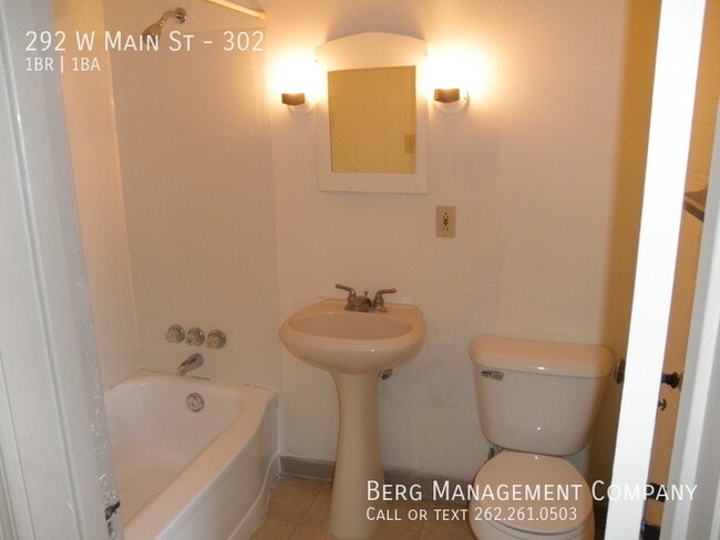 Building Photo - 292 W Main St