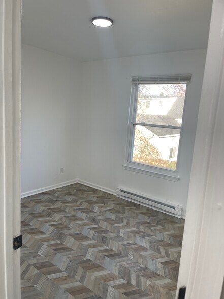 Building Photo - 7440 Fenner St
