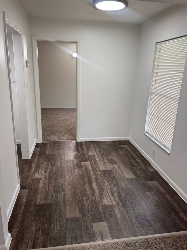 Building Photo - 1745 NE 2nd St