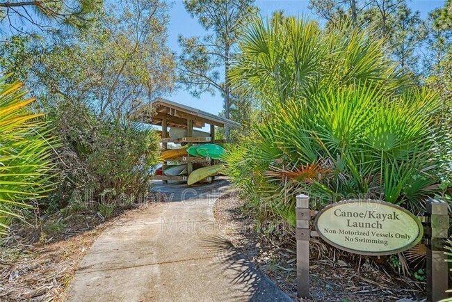 Building Photo - 13013 Steinhatchee Loop