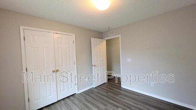 Building Photo - 8660 Figland Ave