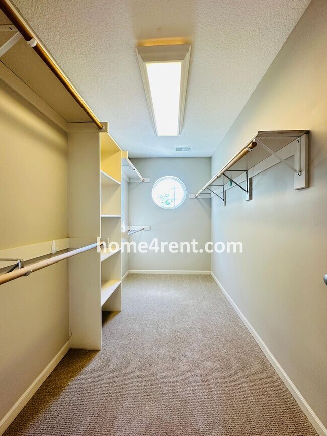 Building Photo - 14236 W 153rd St