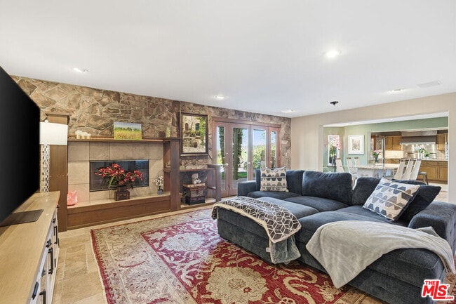 Building Photo - 3664 Gleneagles Dr