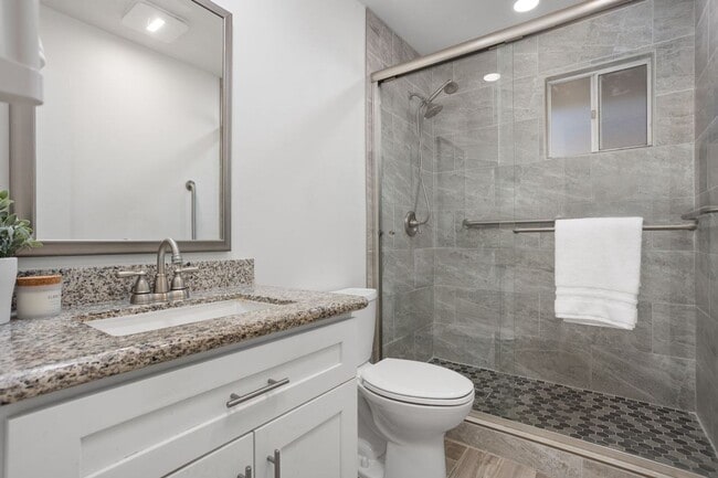 Building Photo - 3 Bedroom House with View in Poway