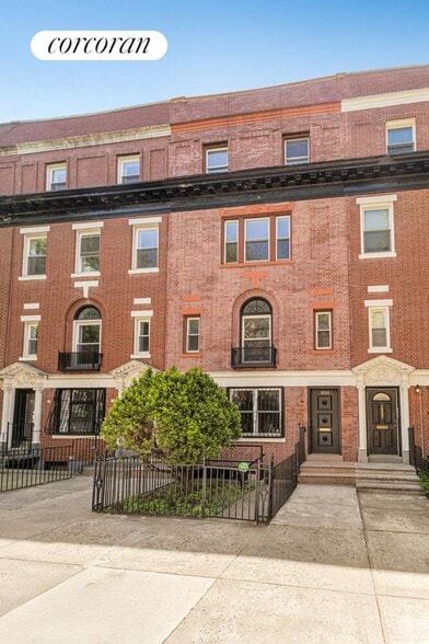 Primary Photo - 1050 Sterling Pl