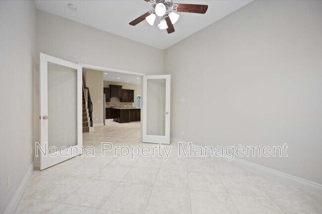 Building Photo - 115 Pine Crest Cir
