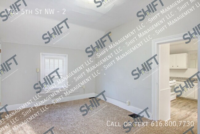 Building Photo - 751 5th St NW