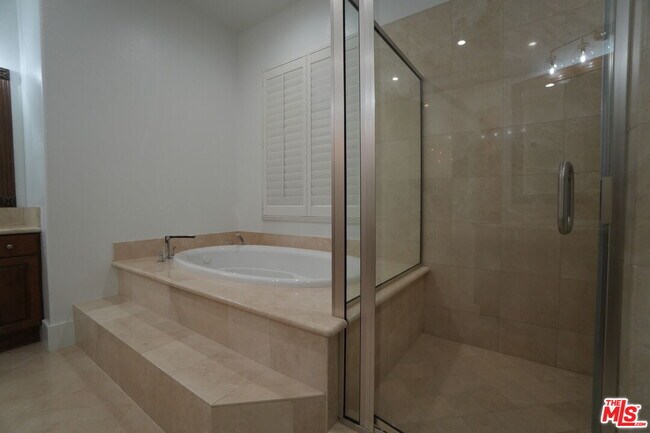 Building Photo - 20451 Via Sansovino