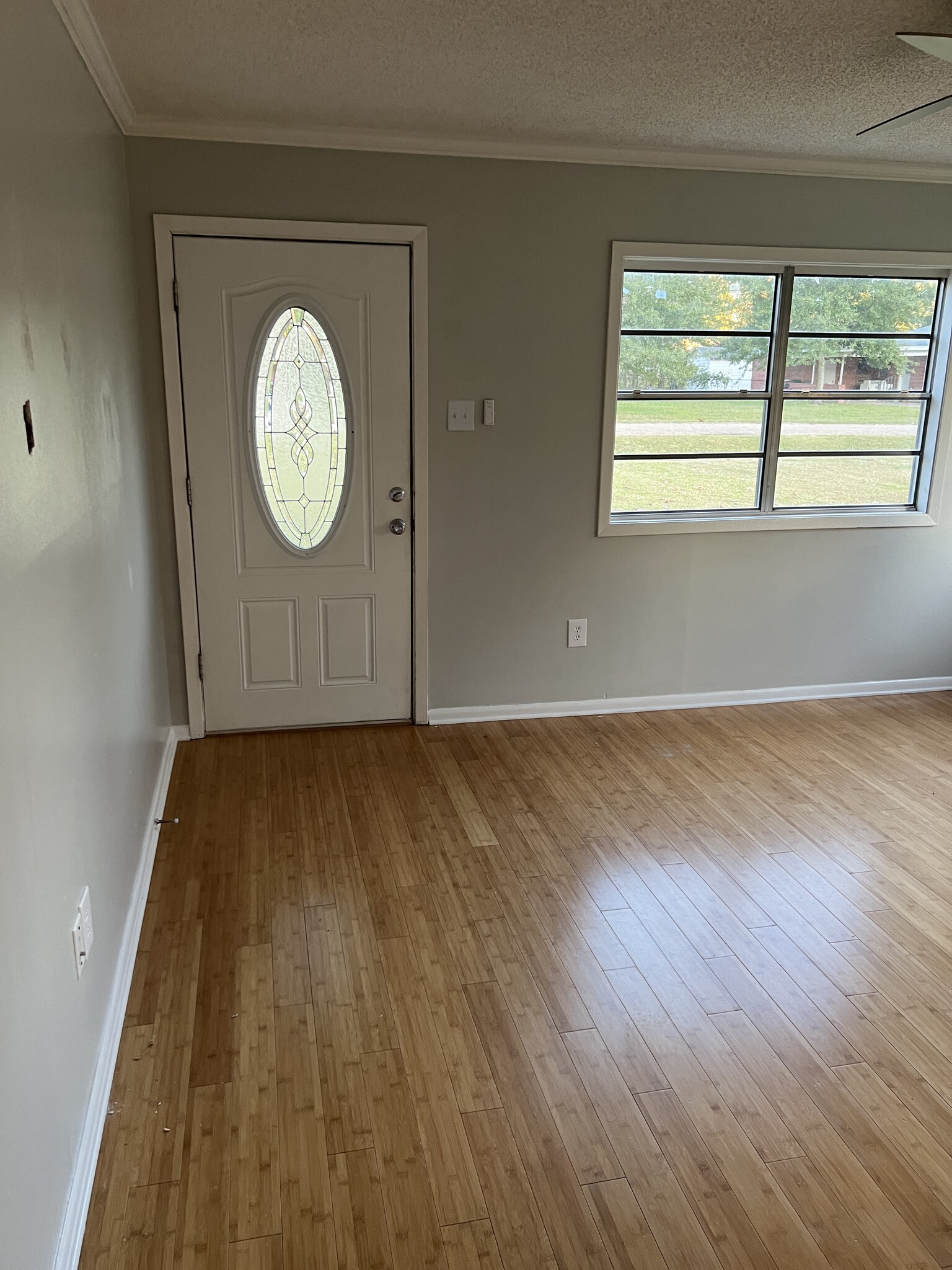 Building Photo - 119 Fairlane Dr