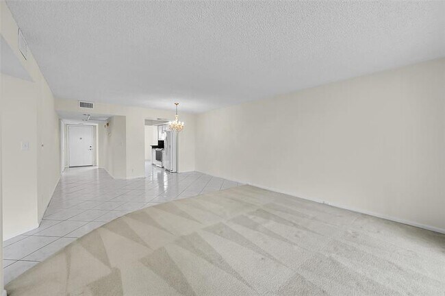 Building Photo - 1604 Abaco Dr