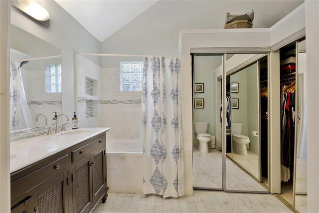 Building Photo - 2209 Walnut Grove Ln