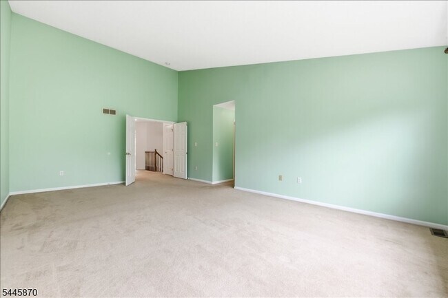 Building Photo - 73 Castleton Rd